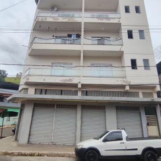 VENDE-SE+APARTAMENTO(AMPLO)+-+BAIRRO+CEL+JOAQUIM+LOPES+(FORMIGA)-+R$260,000,00+.++Apartamento+no+1+andar++composto+uma+vaga+de+garagem+coberta,+sala,+cozinha,+área+de+serviço,+três+quartos+sendo+uma+suíte,+banhe